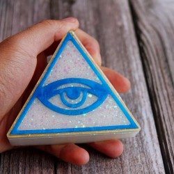 MOLDE COFRE CON TAPA OJO TURCO